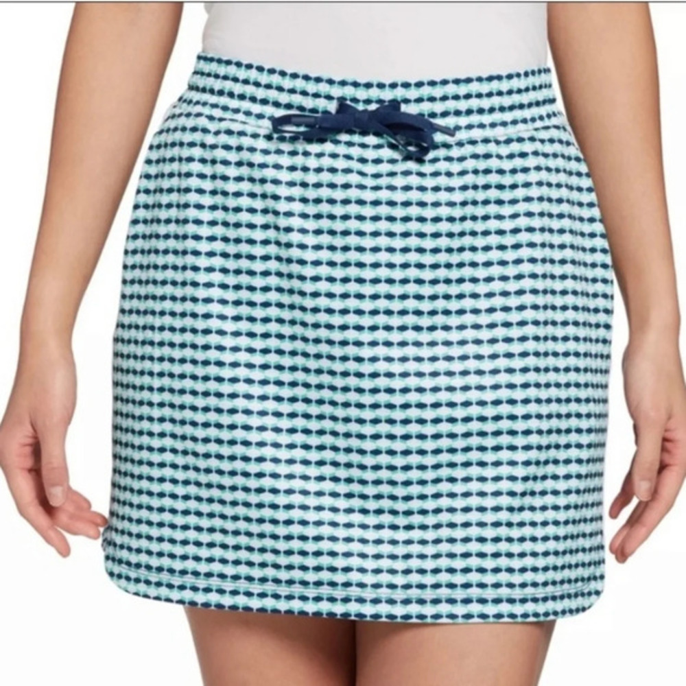 Lady Hagen Size S Off To The Races 16" Side Rib Skort, Geo Mint‎